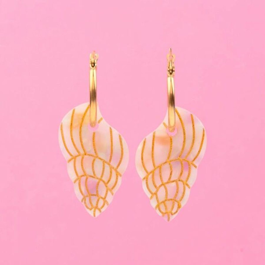 Korut Coucou Suzette | Shell Earrings